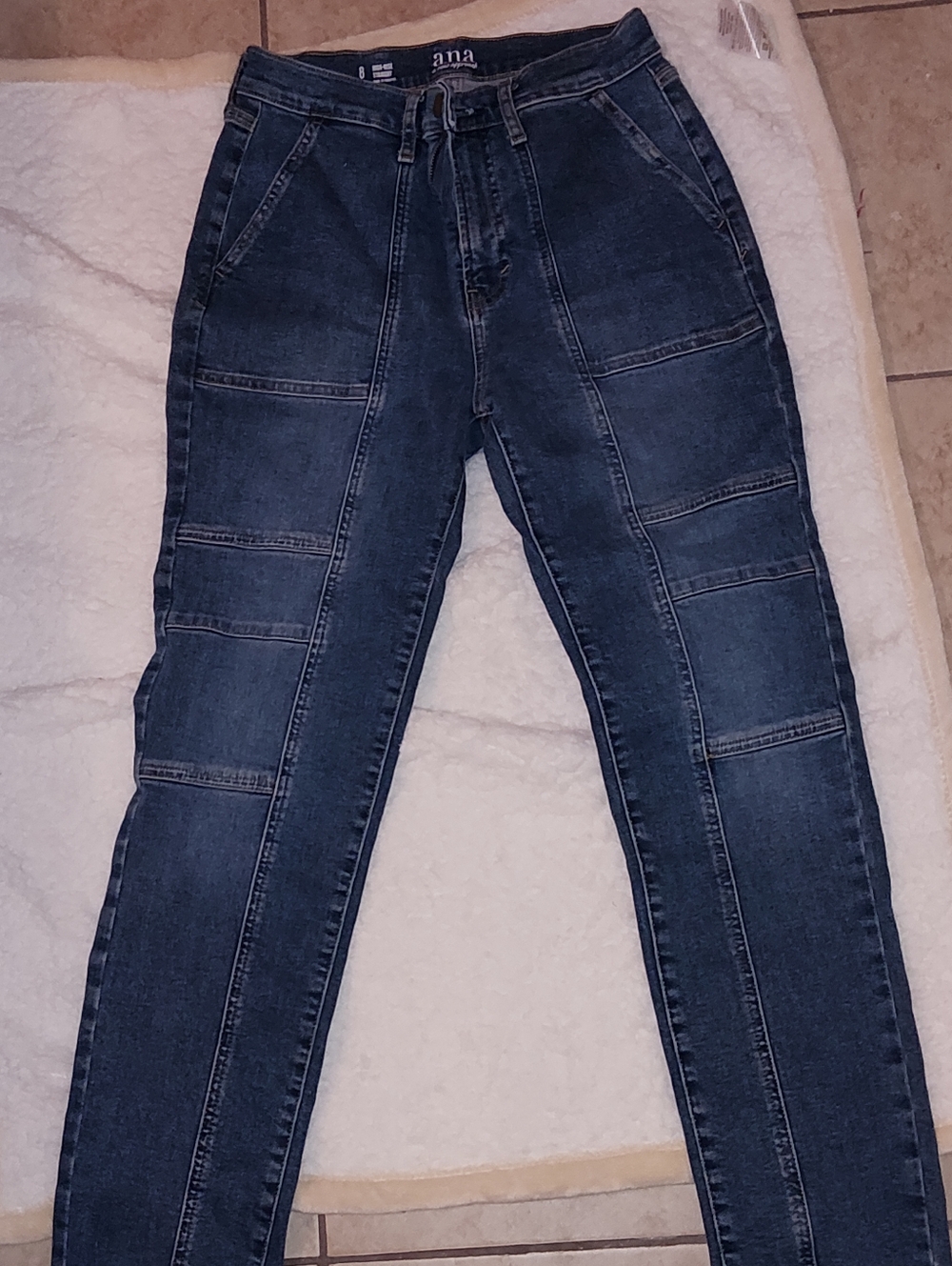 a.n.a Women's Dark Blue Skinny Jeans with Panel Stitching